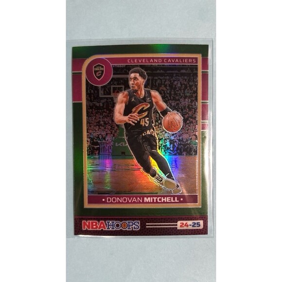 2024-25 Panini NBA Hoops Premium -Cavaliers -Donovan Mitchell Green Prizm #211 - Picture 1 of 2